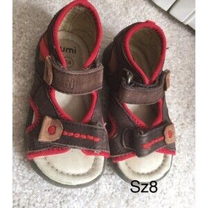 Umi size 8 toddler Brown Red Leather Sandals